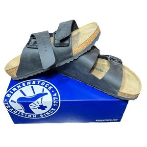 NEW IN BOX Birkenstock Arizona